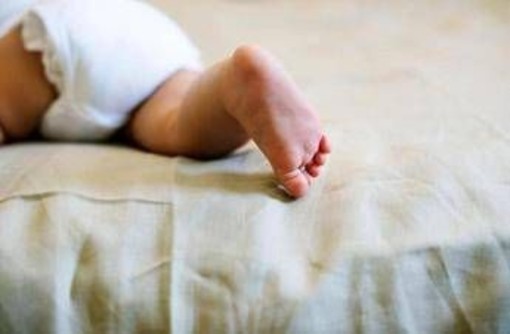 Congedo parentale, tre mesi pagati all'80% per nati nel 2025: a chi spetta, circolare Inps