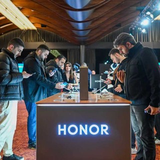 Cina contraria a divieti sui test di laboratorio applicati all’elettronica Usa