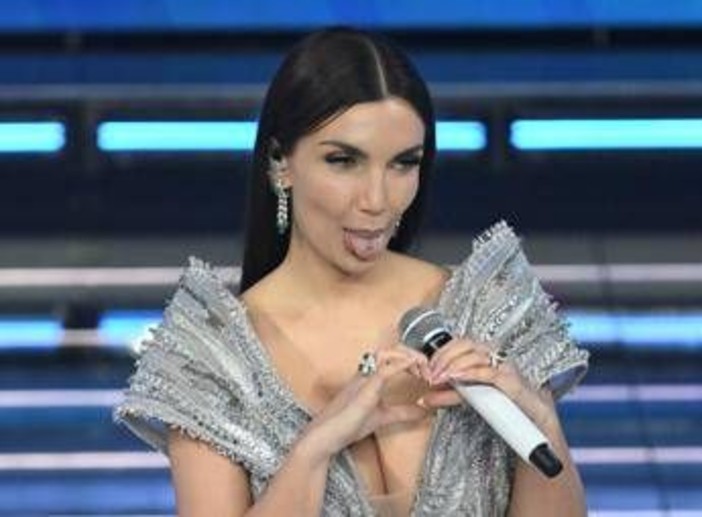 Elettra Lamborghini, la crociata contro le feste notturne arriva anche sul palco di Sanremo Elettra Lamborghini, la crociata contro le feste notturne arriva anche sul palco di Sanremo