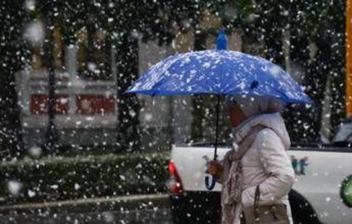 Meteo, arriva la svolta fredda: mite fino al weekend, ma poi tornano pioggia e neve Meteo, arriva la svolta fredda: mite fino al weekend, ma poi tornano pioggia e neve