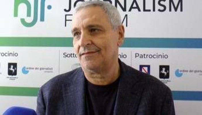 De Giovanni, "Speculare con false cure e fake news sulla speranza delle persone è una cosa terribile" De Giovanni, "Speculare con false cure e fake news sulla speranza delle persone è una cosa terribile"