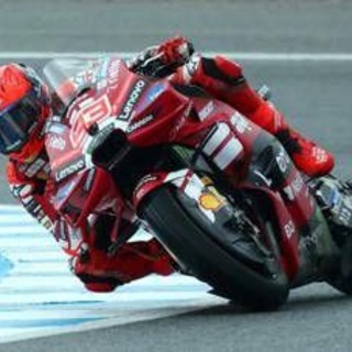MotoGp, caduta e frattura a piede per Marquez: sarà operato MotoGp, caduta e frattura a piede per Marquez: sarà operato