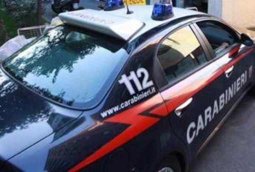 Latina, indiano trovato morto davanti casa: ferito alla testa Latina, indiano trovato morto davanti casa: ferito alla testa