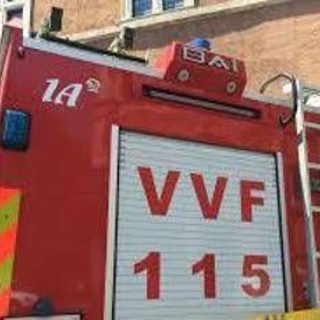 Roma, nel giorno da sindaco di Verdone uomo minaccia di gettarsi dalla rupe Tarpea Roma, nel giorno da sindaco di Verdone uomo minaccia di gettarsi dalla rupe Tarpea