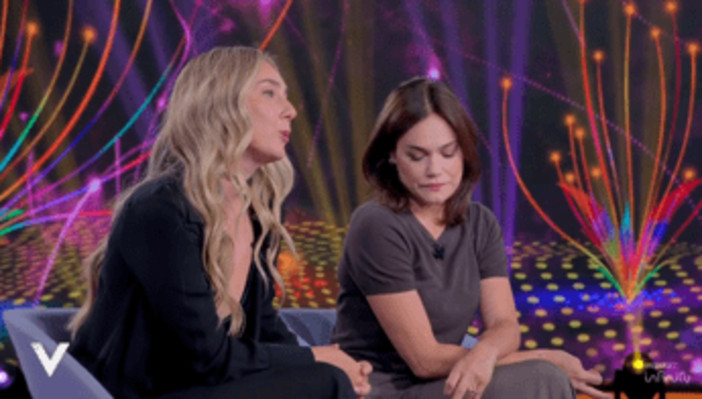 Cristel Carrisi: "Io e papà Al Bano non ci parliamo più, ho smesso dopo la sfuriata in tv" Cristel Carrisi: "Io e papà Al Bano non ci parliamo più, ho smesso dopo la sfuriata in tv"