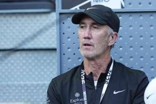 Sinner, Cahill e dubbi sul futuro: "Non pensavo sarei stato qui nel 2026, vedremo" Sinner, Cahill e dubbi sul futuro: "Non pensavo sarei stato qui nel 2026, vedremo"