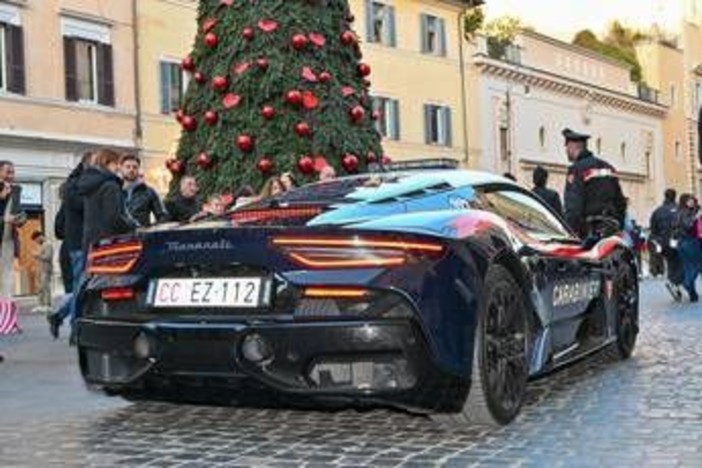 Ai Carabinieri nuova Maserati per trasporti sanitari urgenti, Luongo: ''Sempre pronti a intervenire''