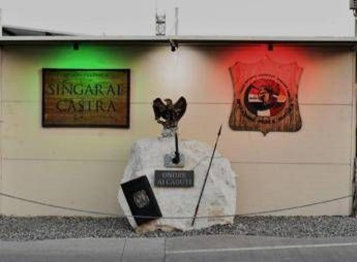 Base italiana attaccata a Erbil, il comandante: "Militari nei bunker, danni ma nessun ferito" Base italiana attaccata a Erbil, il comandante: "Militari nei bunker, danni ma nessun ferito"