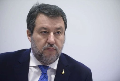 Salvini “Revoca cittadinanza a stranieri che commettono gravi reati” Salvini “Revoca cittadinanza a stranieri che commettono gravi reati”
