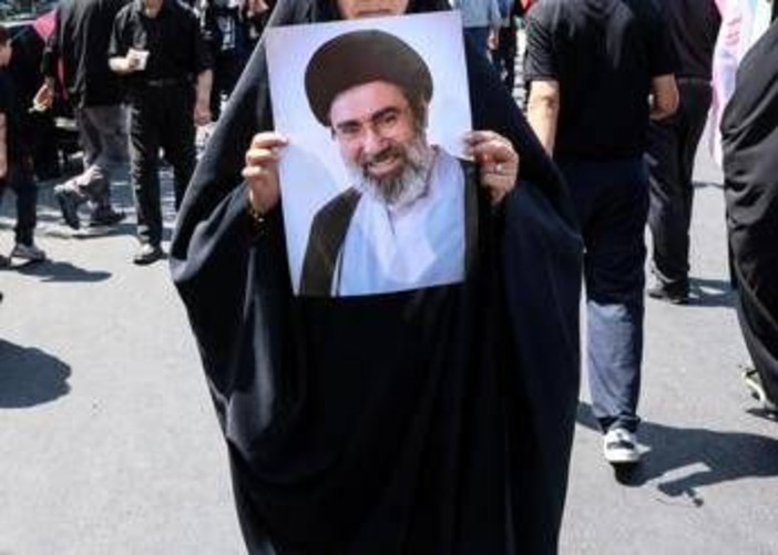 Iran, media: "Mojtaba Khamenei in condizioni critiche, potrebbe essere in punto di morte"