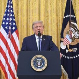 Trump denuncia il sistema elettorale Usa: "E' compromesso, Cina ha rubato dati”