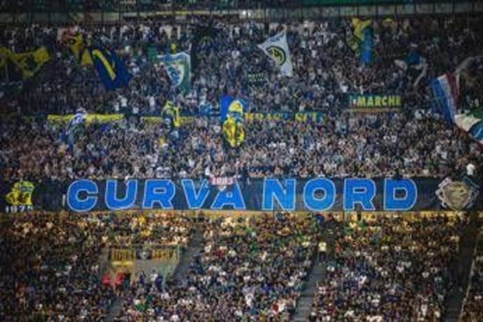 Inchiesta doppia curva, l'ex capo ultrà dell'Inter Ferdico si pente e diventa collaboratore di giustizia Inchiesta doppia curva, l'ex capo ultrà dell'Inter Ferdico si pente e diventa collaboratore di giustizia