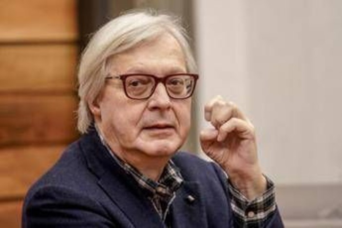 Vittorio Sgarbi, il legale della figlia Evelina: &quot;Lei non vuole arricchirsi, è preoccupata per il padre&quot;