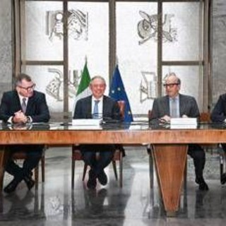Fiere: Mimit, intesa Aefi e It-Ex per rafforzare sistema Fiere: Mimit, intesa Aefi e It-Ex per rafforzare sistema