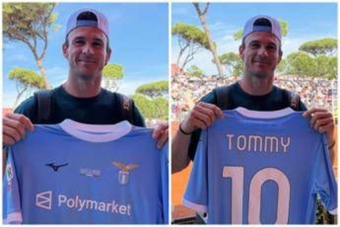 Lazio, maglia speciale per Paul: il regalo agli Internazionali Lazio, maglia speciale per Paul: il regalo agli Internazionali
