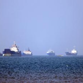 Iran, prime petroliere di Teheran lasciano l'area del Golfo dopo blocco Usa