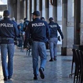 Funzionario Mimit aggredito a Termini: altri due arrestati Funzionario Mimit aggredito a Termini: altri due arrestati