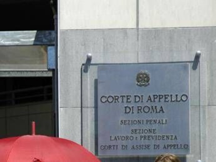 Scalata alla Lazio, imputati tutti assolti in Appello Scalata alla Lazio, imputati tutti assolti in Appello