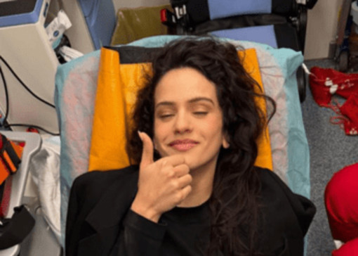 Rosalía come sta dopo il malore sul palco: "Grazie per la comprensione" Rosalía come sta dopo il malore sul palco: "Grazie per la comprensione"