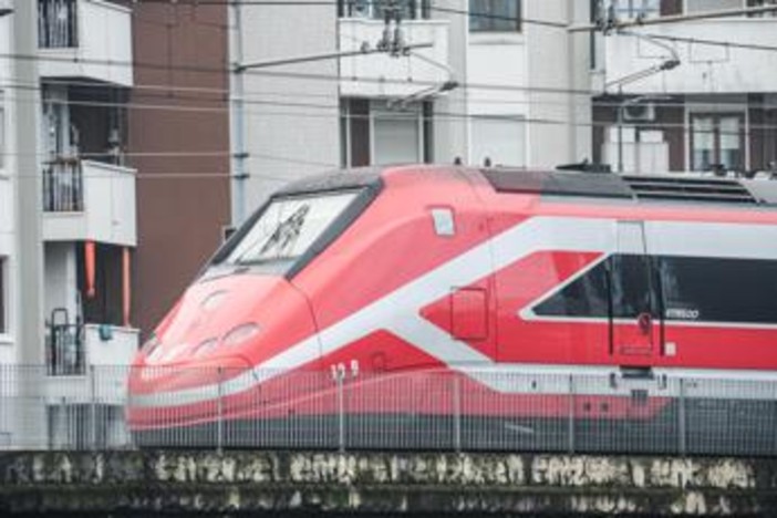 Nuovo stop dei treni a Firenze, cosa cambia fino al 30 luglio Nuovo stop dei treni a Firenze, cosa cambia fino al 30 luglio