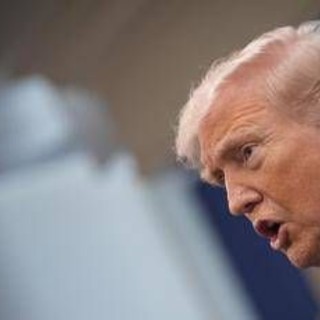 Ultimatum di Trump all'Iran, oggi la deadline: "Possiamo distruggervi" Ultimatum di Trump all'Iran, oggi la deadline: "Possiamo distruggervi"