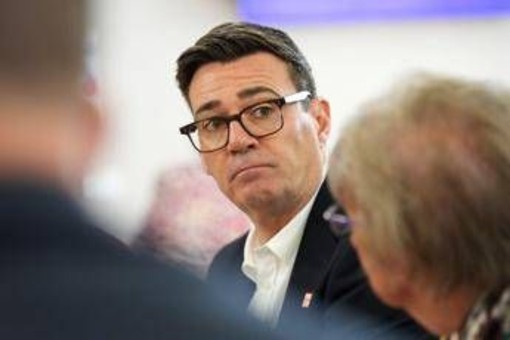 Brexit, l'esperto: "Da Burnham solo confusione su interferenza russa, servono riscontri tangibili" Brexit, l'esperto: "Da Burnham solo confusione su interferenza russa, servono riscontri tangibili"