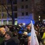 Polonia, sospeso presidente della Corte Costituzionale: polizia schierata attorno all'edificio Polonia, sospeso presidente della Corte Costituzionale: polizia schierata attorno all'edificio