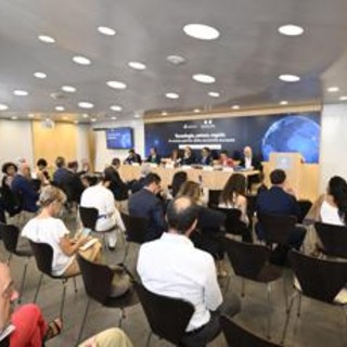 Digitale, la sovranità europea passa da reti, cloud, AI e cybersicurezza Digitale, la sovranità europea passa da reti, cloud, AI e cybersicurezza