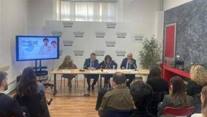 Il 50% dei malati di cancro allo stomaco è malnutrito, web serie insegna dieta corretta Il 50% dei malati di cancro allo stomaco è malnutrito, web serie insegna dieta corretta