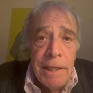 Montesano: "Ma quale destra e sinistra, ormai c'è solo il partito di sopra e quello di sotto" Montesano: "Ma quale destra e sinistra, ormai c'è solo il partito di sopra e quello di sotto"