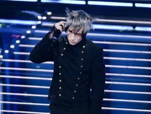 Sanremo 2026, Chiello chi è: in gara con il brano 'Ti penso sempre' Sanremo 2026, Chiello chi è: in gara con il brano 'Ti penso sempre'