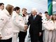 Mattarella al Villaggio olimpico: dal pranzo con gli atleti al regalo ricevuto dagli azzurri, la visita del presidente