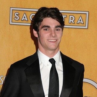 Morto a 34 anni RJ Mitte, il Walter White JR. di “Breaking Bad”