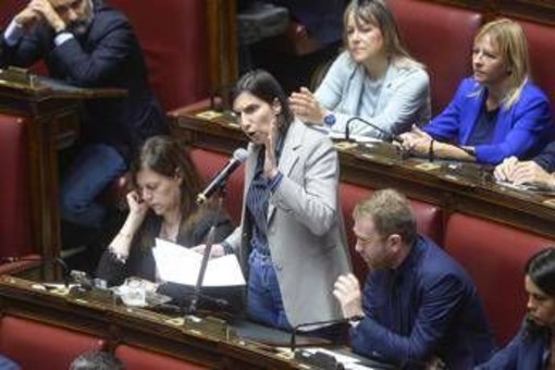 Schlein all'attacco: "Flottilla per creare problemi a governo? Meloni esca da megalomania" Schlein all'attacco: "Flottilla per creare problemi a governo? Meloni esca da megalomania"