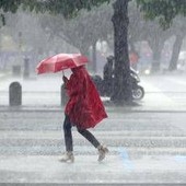 Italia nella morsa del maltempo, perturbazione in arrivo con piogge e nubifragi: le previsioni di Betti (Cnr)