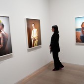 Intesa Sanpaolo, a Milano la mostra “Look at me like you love me”