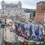 Roma, al cantiere di piazza Venezia la terza opera di 'Murales'