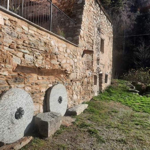 A Macra una passeggiata alla scoperta di mulini e fucine lungo il rio Bedale